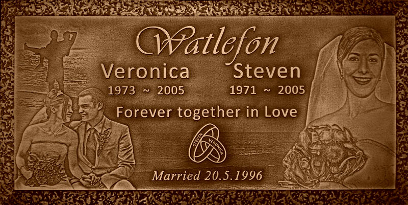 Bronze plaque with rock edge finish – custom memorial plaque featuring natural-style border and full-color photo insert